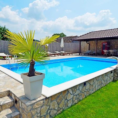 Aqualux Apartments Vrdnik Luaran gambar