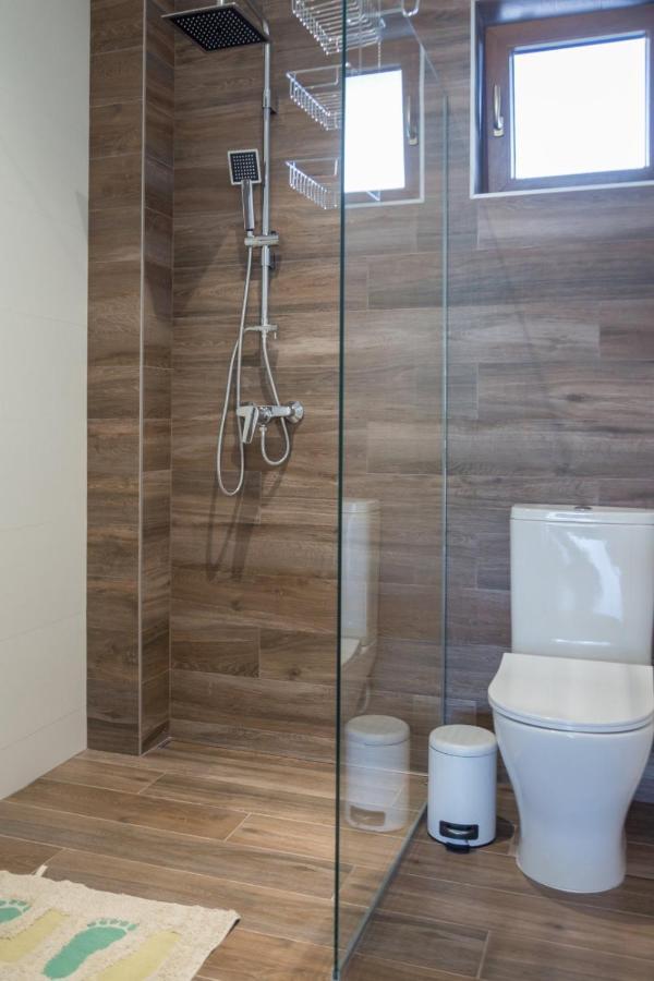 Aqualux Apartments Vrdnik Luaran gambar