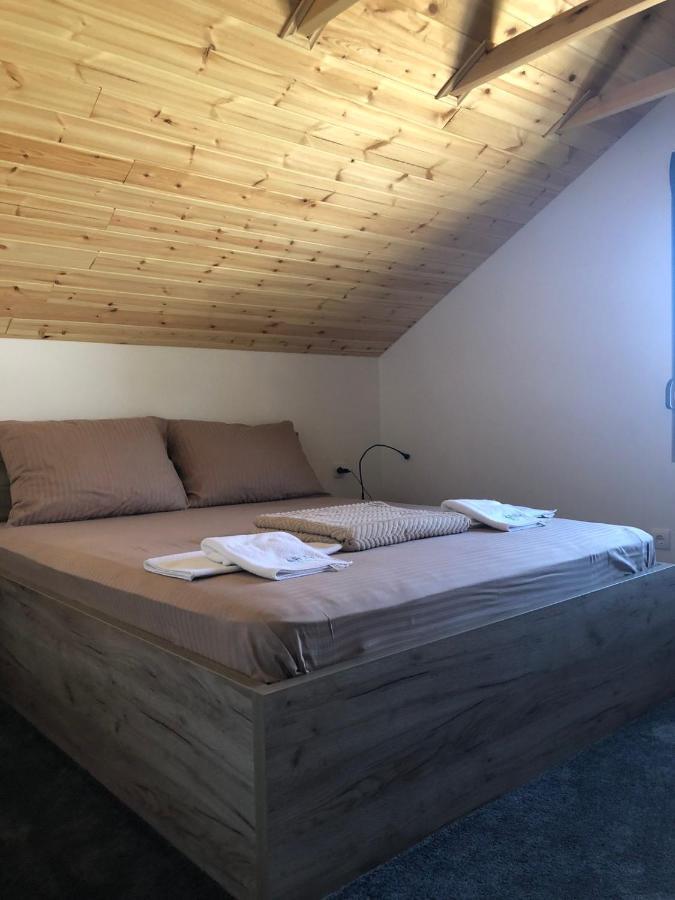 Aqualux Apartments Vrdnik Luaran gambar